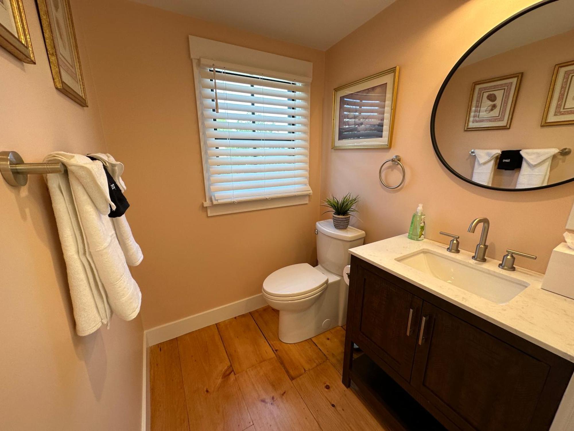 Prime Location! Renovated House! 6 Bed4 Bath Villa Newport Exterior photo